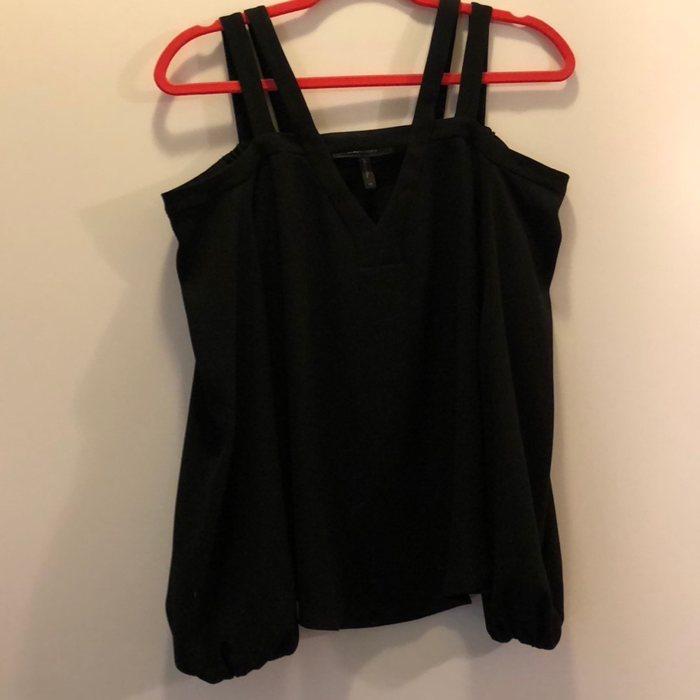 BCBGMAXAZRIA off the shoulder top XS